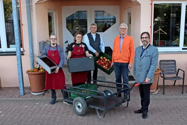 Triskele-Werkstatt in Wennigsen kann dank Spende vom Deutschen Ritterorden ihre Küche aufrüsten