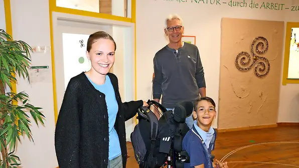 Freiwilliges Soziales Jahr bei Triskele: „Ameli-Louise ermöglicht die Teilhabe am Leben“